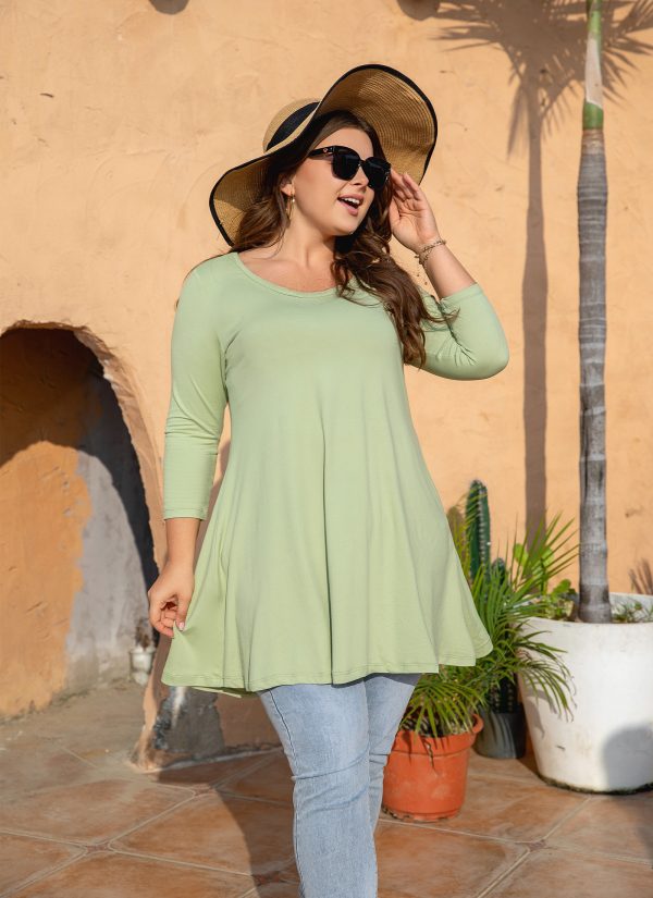 Womens Tunic Tops 3/4 Sleeve Plus Size Crew Neck Swing Flare Loose Fit T-Shirt Blouses to Wear with Leggings